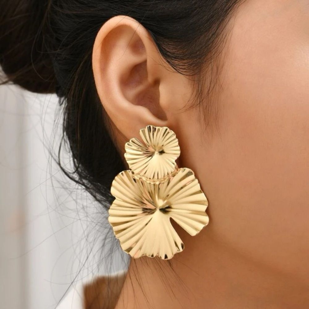 3for$20 NEW 1pair Fashion Iron Lotus Leaf Design Stud Earrings